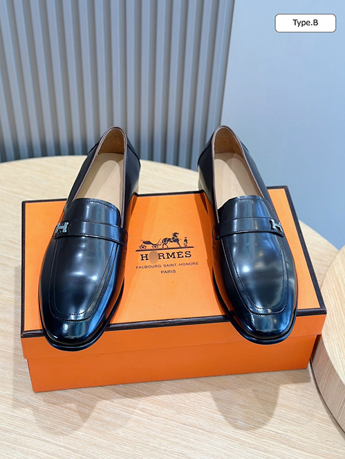 エルメスらしいミニマルで上品なデザイン