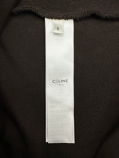 セリーヌスーパーコピーレディース 長袖ミニマルデザインが魅力