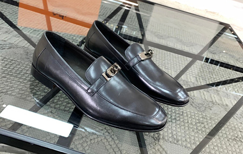 エルメスメンズ シューズ足にフィットしやすい美しいラスト（木型）設計