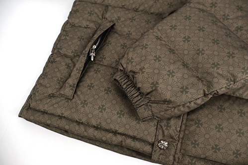 クロムハーツスーパーコピー中綿入りで保温性に優れ