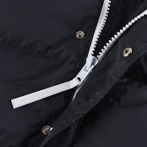 カナダグーススーパーコピー風のデザイン