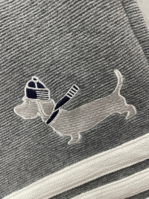 トム ブラウンスーパーコピー スウェットパンツブランドを象徴する