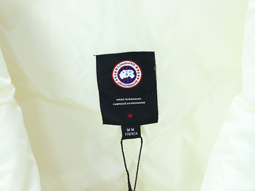 カナダグースレディース向けダウンジャケット