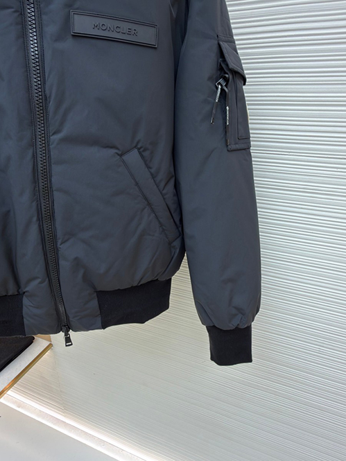 モンクレールスーパーコピー風デザイン