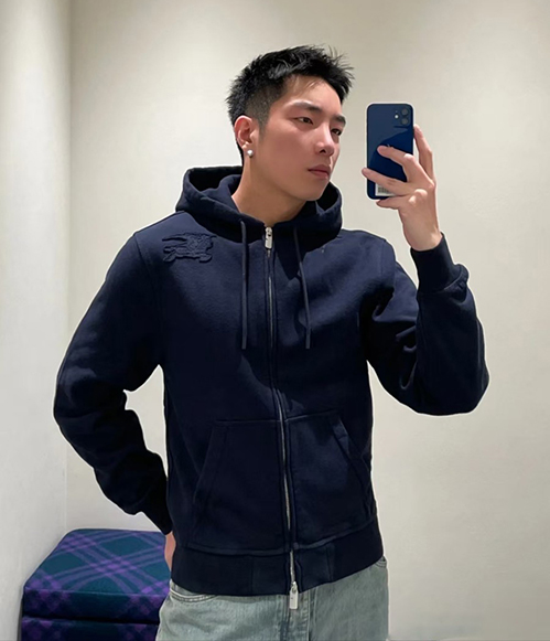 バーバリースーパーコピーらしい上品さとカジュアル