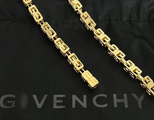 ジバンシィ スーパーコピー アクセサリー ネックレスカジュアル