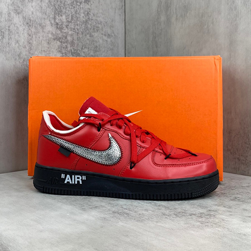 ナイキ &times; オフホワイト メンズ スニーカーレッド