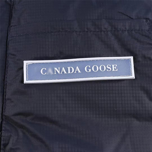 カナダグーススーパーコピー風のデザイン