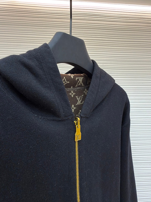 ルイ・ヴィトンスーパーコピー 両面仕様 ジャケットアウターモノグラム