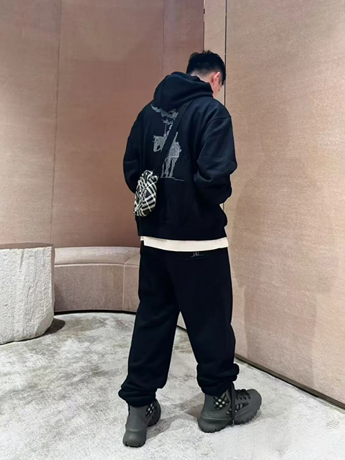 バーバリースーパーコピーらしい上品さとカジュアル