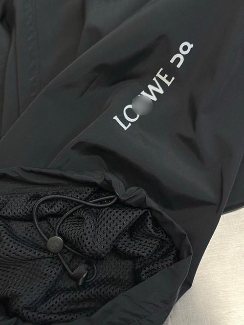 ロエベ ススーパーコピーウェットパンツルームウェア感が出にく