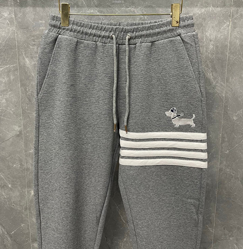 トム ブラウンスーパーコピー スウェットパンツブランドを象徴する