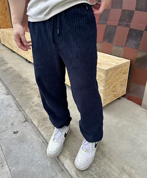 フェンディスーパーコピー スウェットパンツ快適な穿き心地