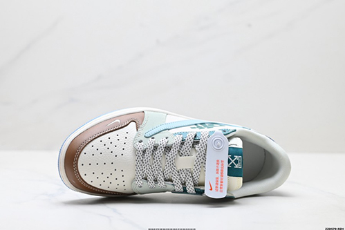 ナイキ &times; オフホワイト メンズ／レディース スニーカー2種類ロゴデザイン