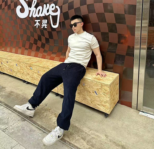 フェンディスーパーコピー スウェットパンツ快適な穿き心地