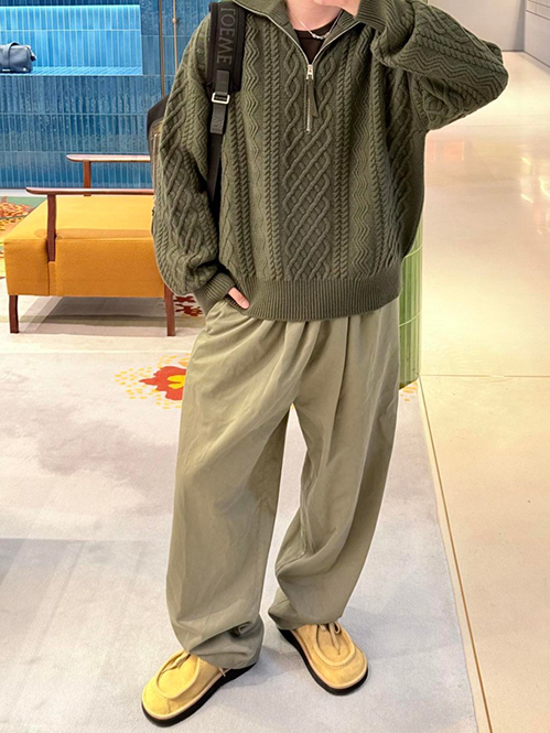 ロエベ スーパーコピーチノパンツ若々しい印象