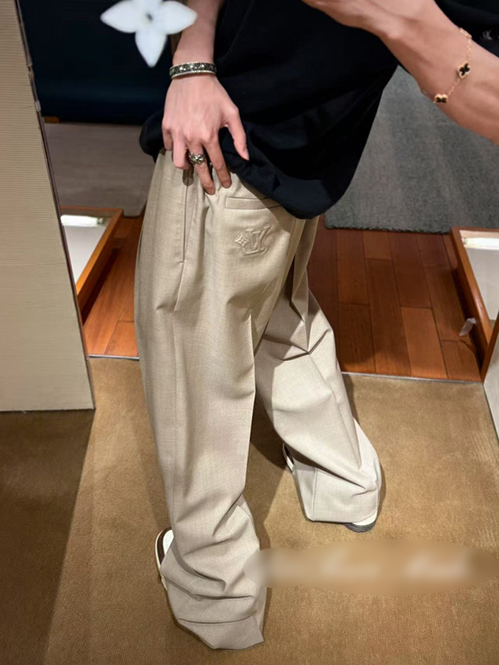 ルイ・ヴィトンスーパーコピー スウェットパンツスリムシルエット