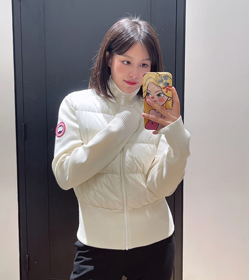 カナダグースレディース向けダウンジャケット