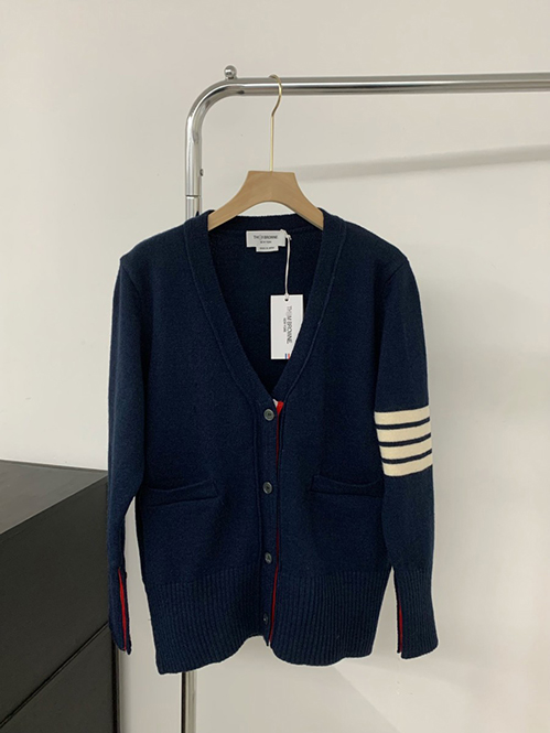 トム ブラウンスーパーコピー レディース ニットカーディガン日常使いからきれい