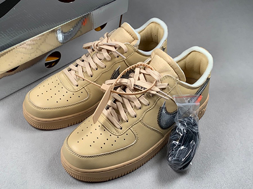 ナイキ &times; オフホワイト メンズスニーカースポーティー