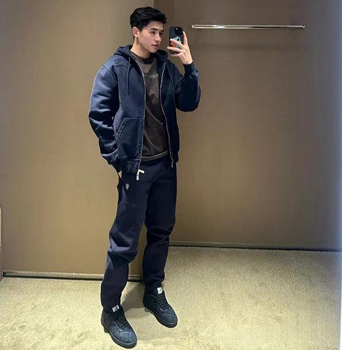 バーバリースーパーコピーらしい上品さとカジュアル