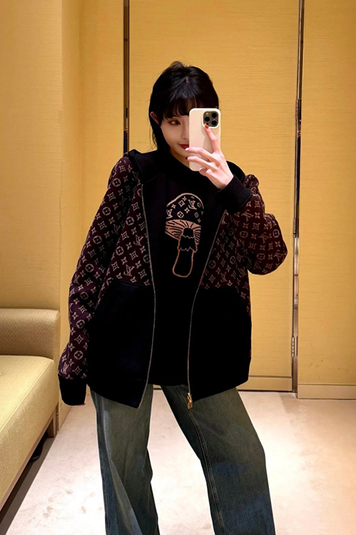 ルイ・ヴィトンスーパーコピー 両面仕様 ジャケットアウターモノグラム