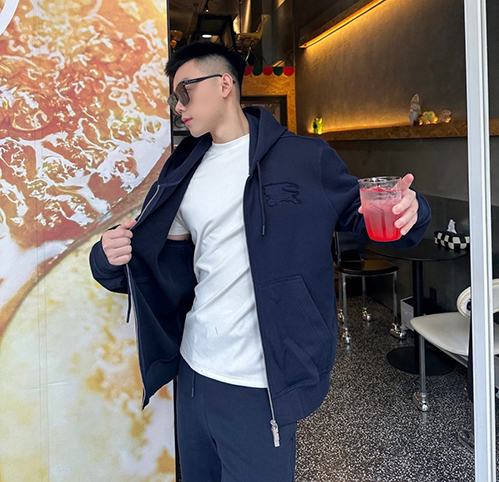 バーバリースーパーコピーらしい上品さとカジュアル