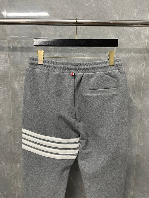 トム ブラウンスーパーコピー スウェットパンツブランドを象徴する