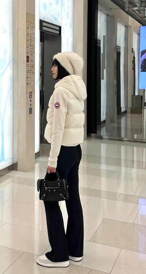 カナダグーススーパーコピーカジュアルからタウン