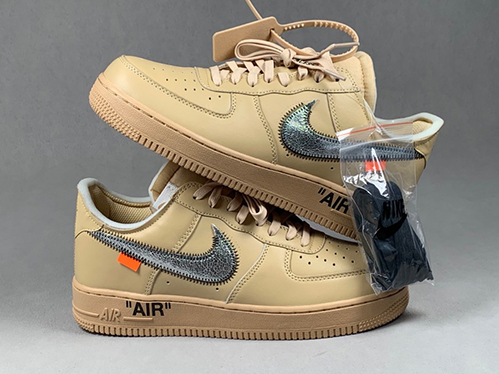 ナイキ &times; オフホワイト メンズスニーカースポーティー