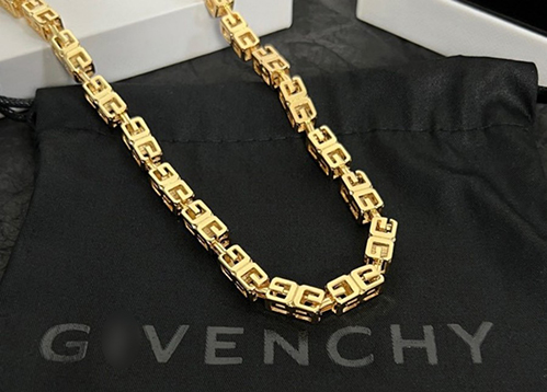 ジバンシィ スーパーコピー アクセサリー ネックレスカジュアル