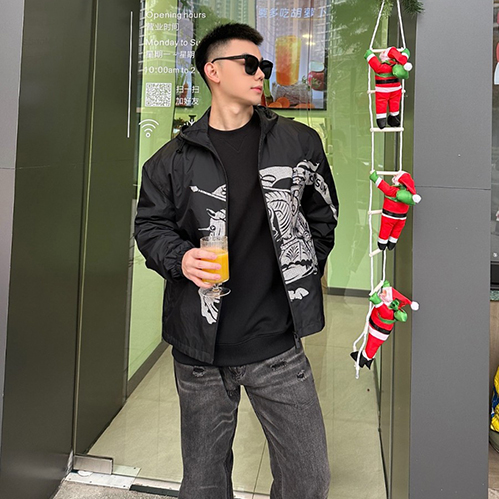 バーバリースーパーコピーらしい上品さとスポーティー