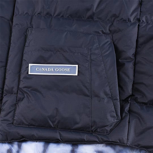 カナダグーススーパーコピー風のデザイン