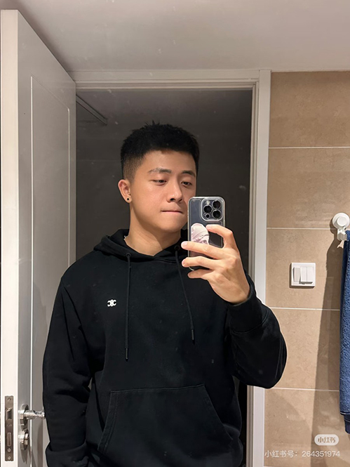 セリーヌ スーパーコピーフード付き Tシャツ パーカー