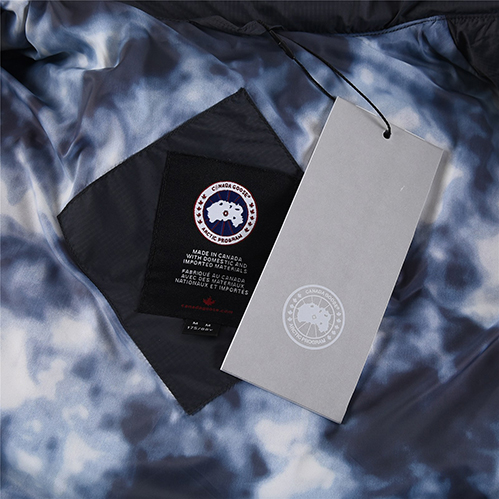 カナダグーススーパーコピー風のデザイン