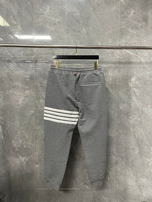 トム ブラウンスーパーコピー スウェットパンツブランドを象徴する