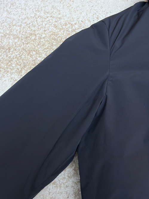 モンクレールスーパーコピー風デザイン