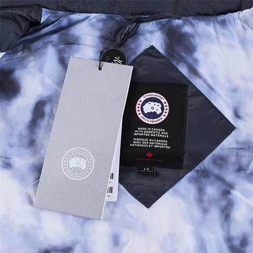 カナダグーススーパーコピー風のデザイン