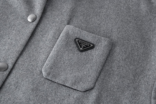 プラダ スーパーコピージャケットアウターミニマルデザイン