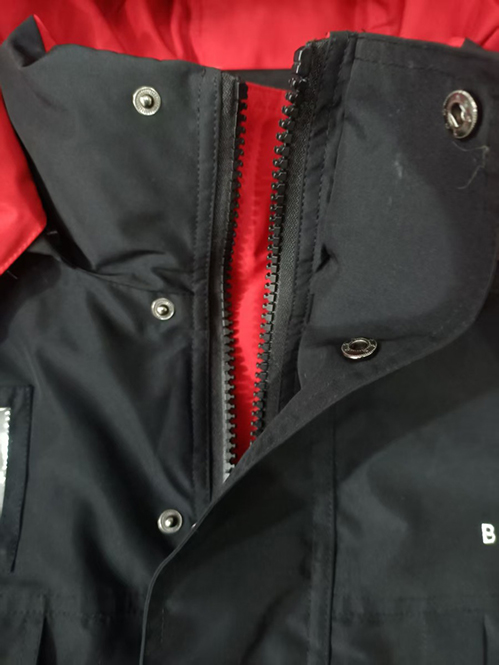 バレンシアガ 両面ジャケットグースダウン使用