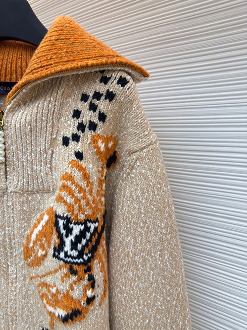 ルイ・ヴィトン ニットジャケット アウターアイコニックな感性