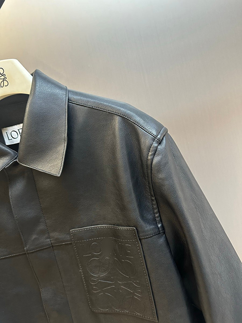 ロエベ スーパーコピーレザージャケット アウター合皮素材