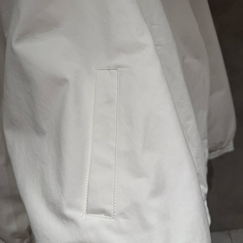 バレンシアガ 中綿ジャケットオーバーサイズ・ウインドブレーカー