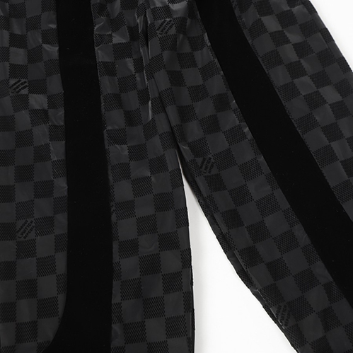 ルイヴィトンスウェットパンツモノグラムデザイン