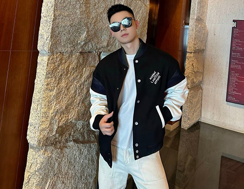 バレンシアガ 中綿ジャケットオーバーサイズ・ウインドブレーカー