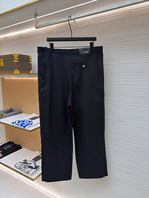 ロエベ スーパーコピーチノパンツ若々しいスタイル