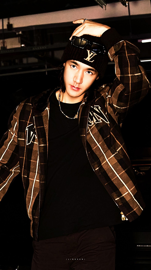 ルイ・ヴィトンスーパーコピー ジャケットアウター圧倒的な存在感