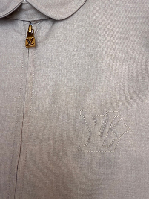 ルイ・ヴィトン スーパーコピージャケット アウター胸ロゴデザイン