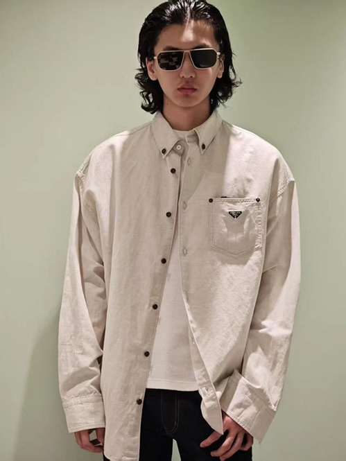 プラダ スーパーコピージャケットアウターミニマルデザイン