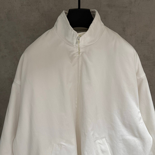 バレンシアガ 中綿ジャケットオーバーサイズ・ウインドブレーカー